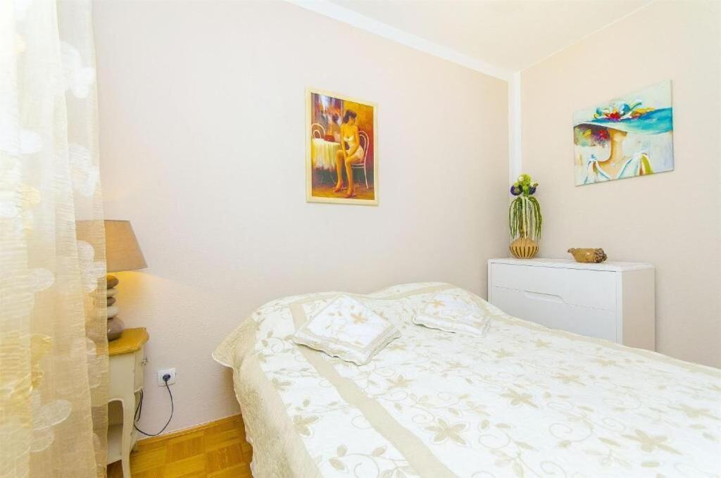 Apartments Nives Trogir Zewnętrze zdjęcie