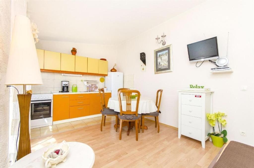 Apartments Nives Trogir Zewnętrze zdjęcie