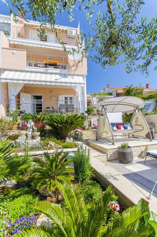 Apartments Nives Trogir Zewnętrze zdjęcie