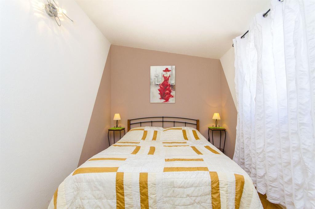 Apartments Nives Trogir Zewnętrze zdjęcie
